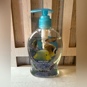 Vintage Aquarium Fish Inside TROPICAL BREEZE 7.5oz Hand Soft Soap Dispenser